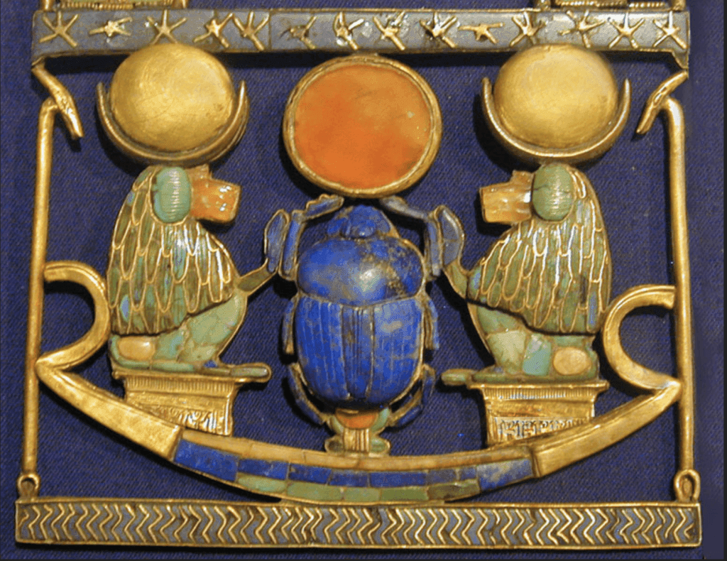 Pectoral au cynocéphales